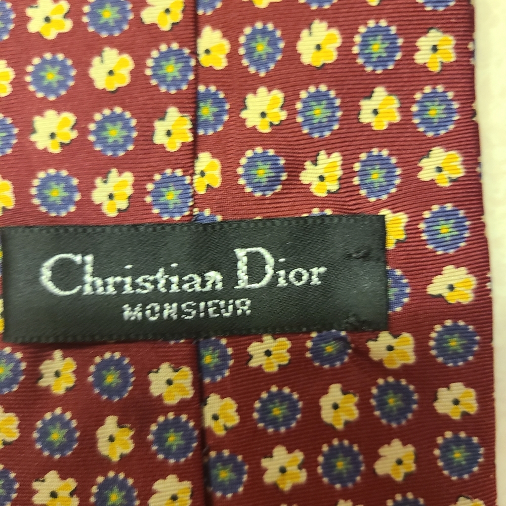 Christian Dior Monsieur Silk Tie Floral 60”x 3.75” Woven in Italy, Made in USA - Picture 6 of 6
